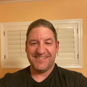 Meet your Posher, Zachary